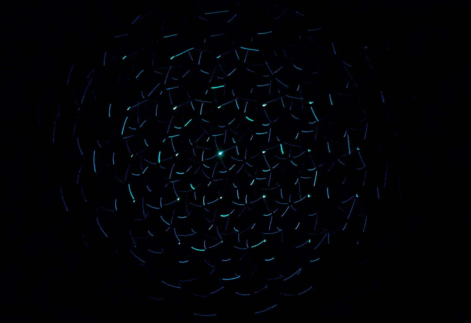 Abstract convergence of light points